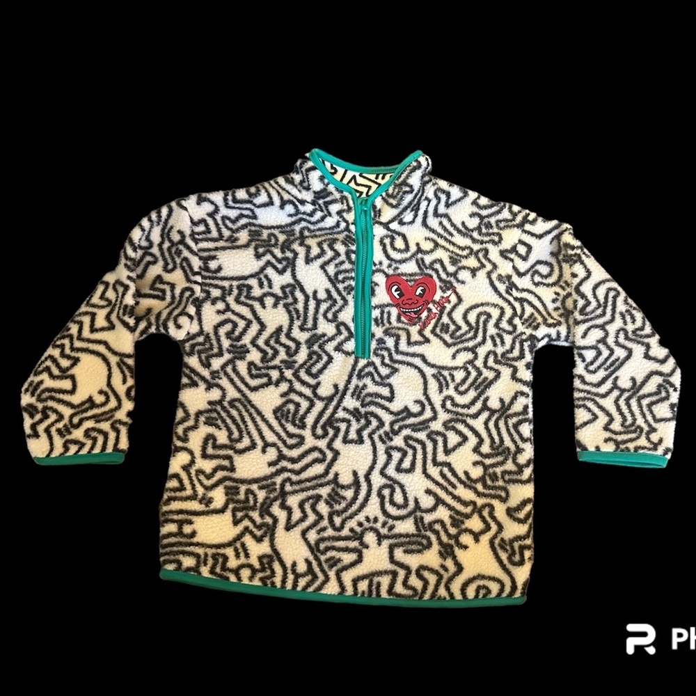 H&M White and Black Patterned Fleece Pullover with Teal Trim